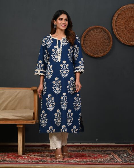 Floral Printed Notch-Neck Straight Kurta