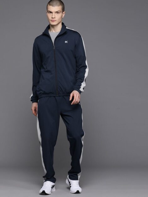 dcf3df05-06b0-4b43-8354-891cd0361a3c1712048303766-HRX-by-Hrithik-Roshan-Men-Tracksuits-3351712048303127-4